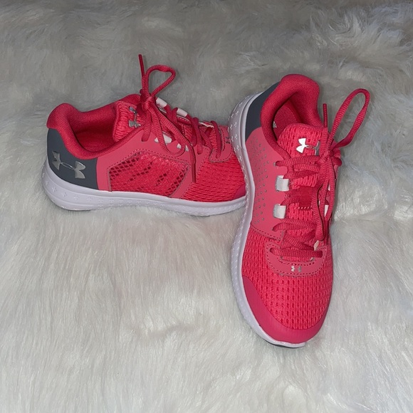 Under Armour Other - NWB girls Under Armour shoes 2y